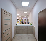 Современное многофункциональное здание в Свердловском районе Современное многофункциональное здание в Свердловском районе