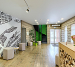 Стильное четырех этажное офисное здание Стильное четырех этажное офисное здание