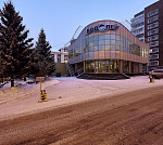 Здание в центре на ул. Карла Маркса Здание в центре на ул. Карла Маркса