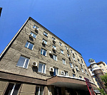 Здание на перекрестке улиц Ленина и Парижской Коммуны Здание на перекрестке улиц Ленина и Парижской Коммуны