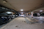 Подземная парковка в центре города
