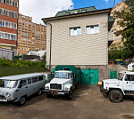 Офисное здание с тёплыми транспортными боксами в Студгородке