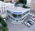 Здание в центре на ул. Карла Маркса Здание в центре на ул. Карла Маркса