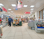Торговый центр на первой линии Красноярского рабочего.